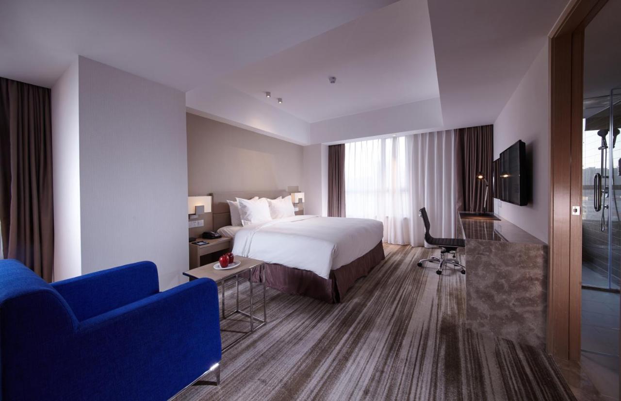Holiday Inn Express Shenyang Tawan, An Ihg Hotel Εξωτερικό φωτογραφία